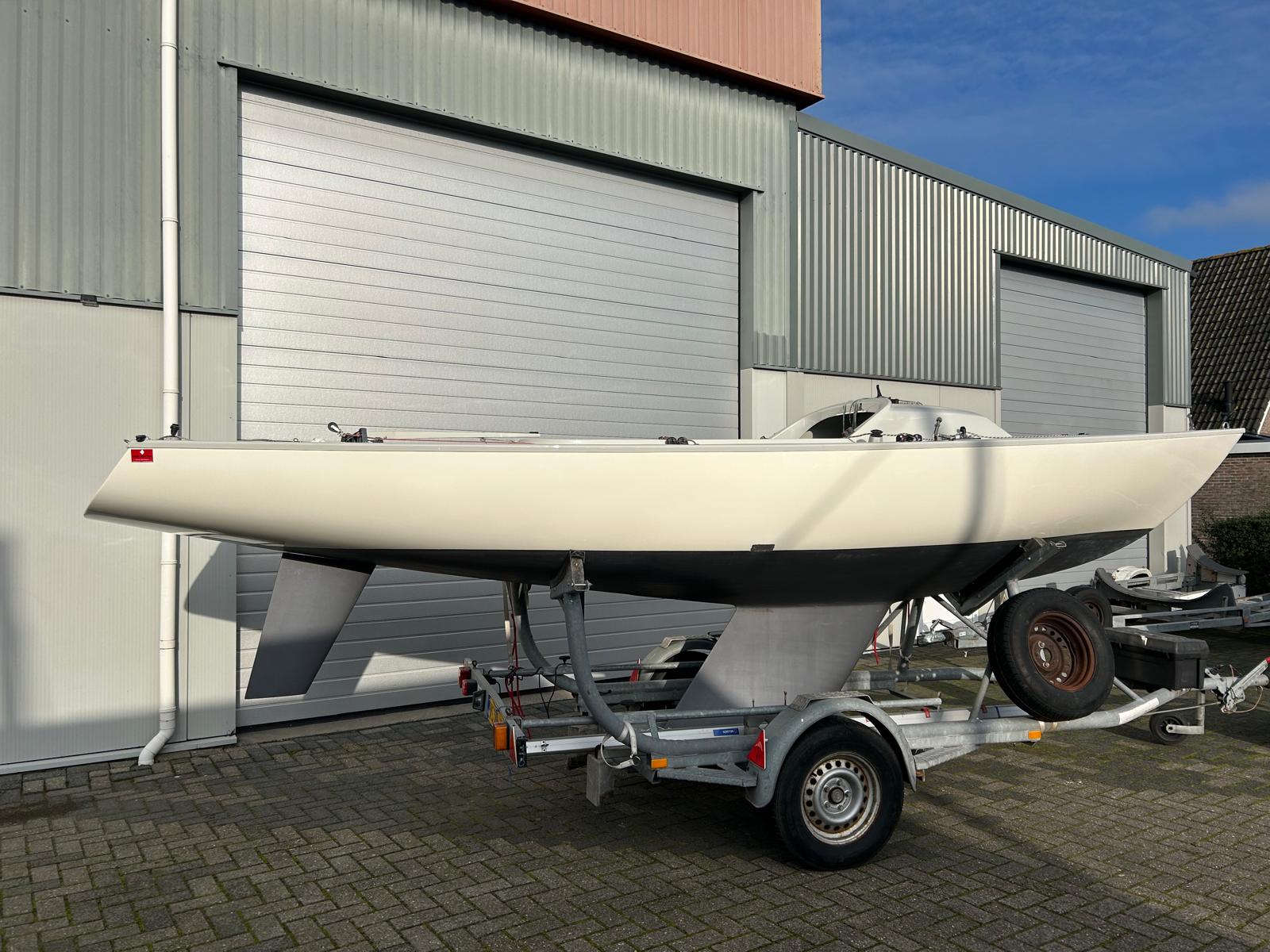 f72840d3-bd8f-42d8-bc4b-892d9eb5f974